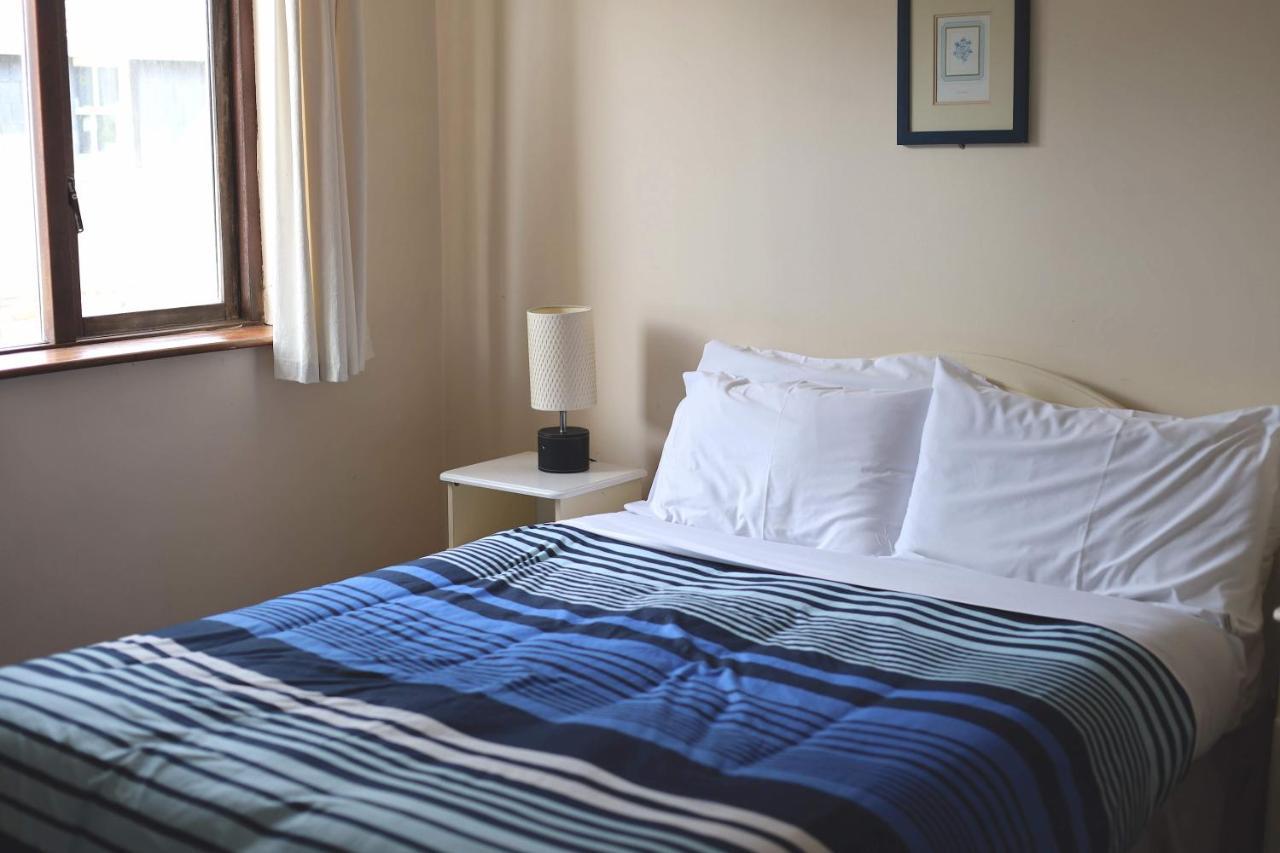Long Quay Apartments, Clonakilty Extérieur photo